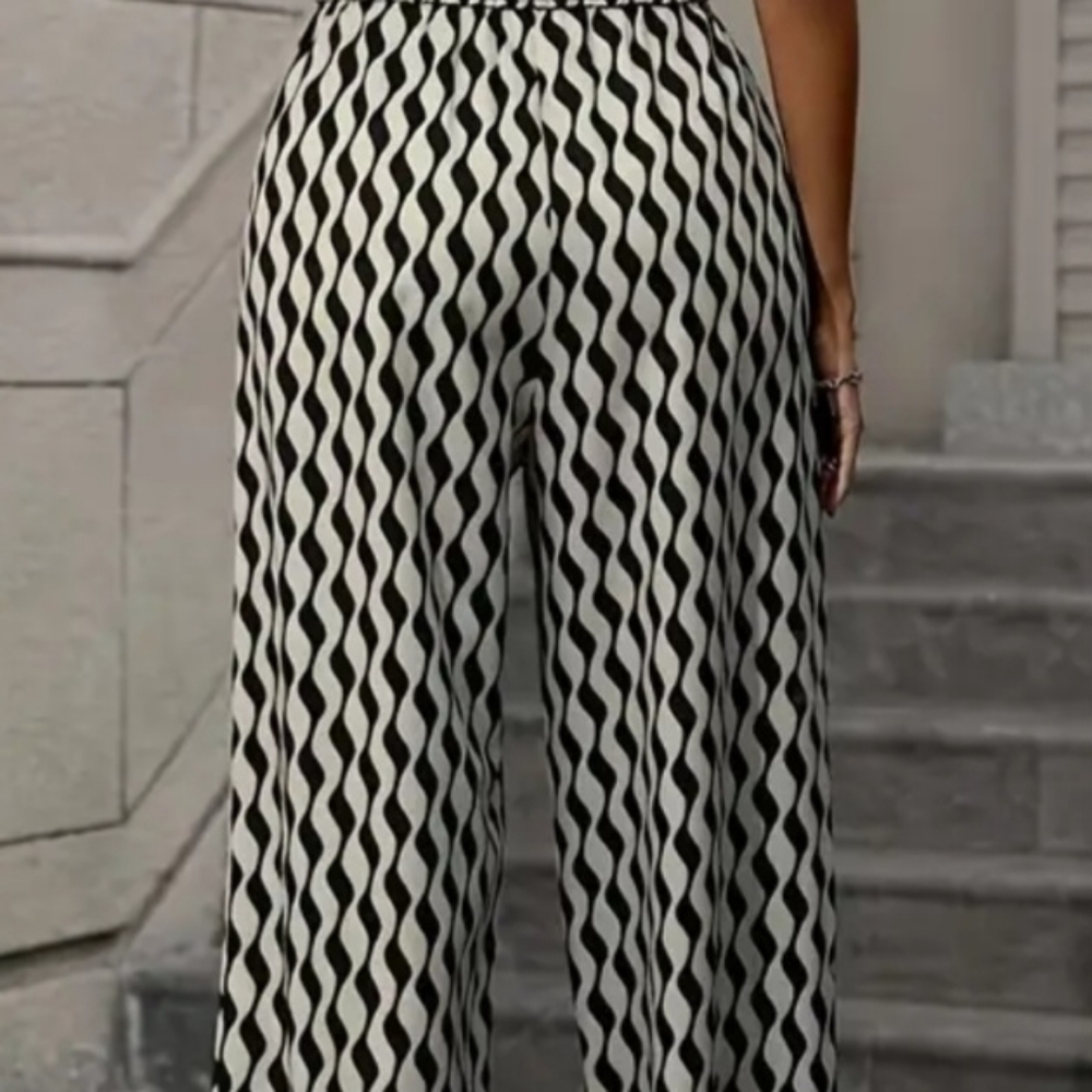 NWOT 2 pc pant set, light material. - Picture 2 of 8